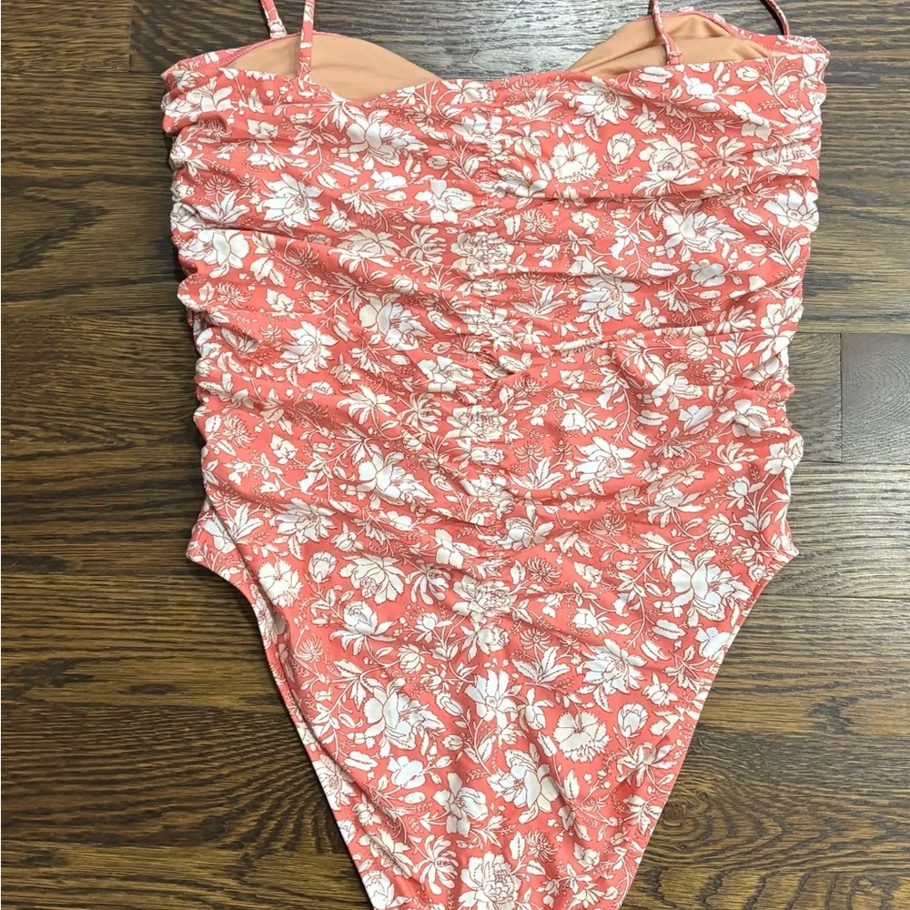 J.Crew Ruched‎ Sweetheart One-Piece Swimsuit in the Tossed Floral print size 16